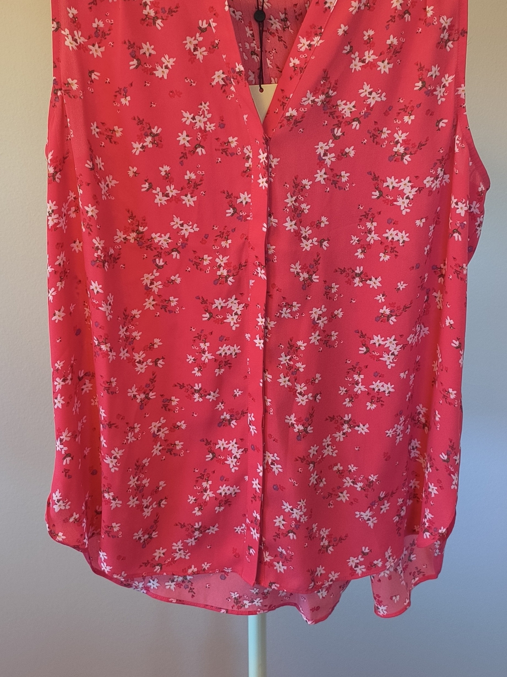 NYDJ Bright Coral Pink Floral Sleeveless Button-Front Shell